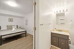 Central Bellevue Retreat 2 Bedroom Duplex