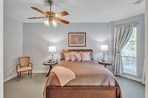 Spacious Urban Uptown Retreat 3 Bedroom Townhouse