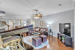 Spacious Urban Uptown Retreat 3 Bedroom Townhouse