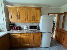 Lovely 2 Bedrooms Flat in South Sutton