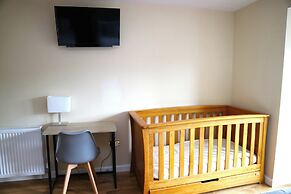 Tranent Bridge House - 6 Bedroom Retreat