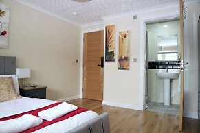 Tranent Bridge House - 6 Bedroom Retreat