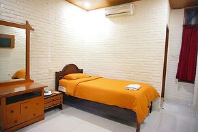 Ary's Hotel Yogyakarta