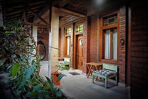 Ary's Hotel Yogyakarta