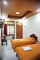 Ary's Hotel Yogyakarta