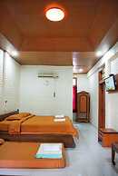 Ary's Hotel Yogyakarta