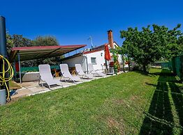 Rovinj Countryside Escape Holiday Home