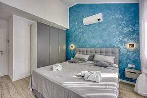 Peaceful Blooming Villa With Pool