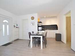 Tranquil and Bright Apartment With Loggia