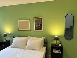 Casa com 2 suítes AC Higienópolis