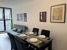 Casa com 2 suítes AC Higienópolis