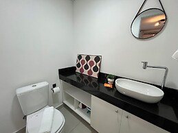 Casa com 2 suítes AC Higienópolis