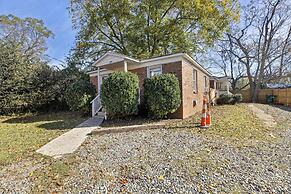 Cozy Retreat near Uptown with Hot Tub