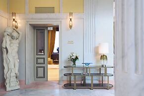 Les Bains De Spa