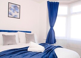 Serene Southampton Retreat With 3 Bedrooms