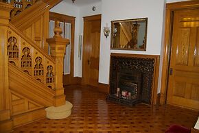 Maon House Bed and Breakfast