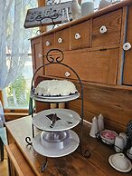 Maon House Bed and Breakfast