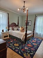 Maon House Bed and Breakfast