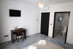 Hospedium DLJ Hostal La Paz Marmolejo