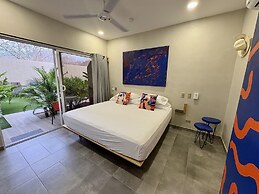 Pierre and Colors TAMARINDO Adult Only