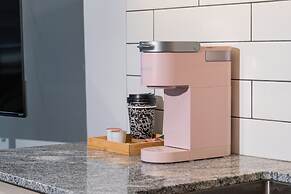 Silverstone Downtown Long-Term stay