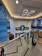 Silverstone Downtown Long-Term stay