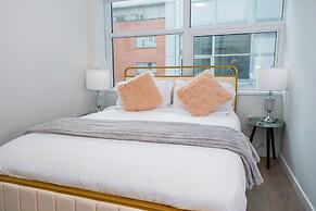 Silverstone Downtown Long-Term stay