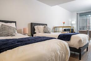 Silverstone Downtown Long-Term stay