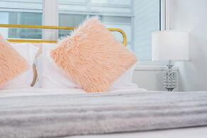 Silverstone Downtown Long-Term stay