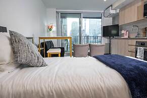 Silverstone Downtown Long-Term stay