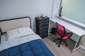 Silverstone Downtown Long-Term stay