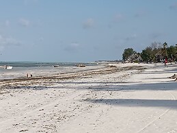 Jambiani Holiday House