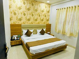 Hotel Najaf Palace 200 Mtrs from Dargah