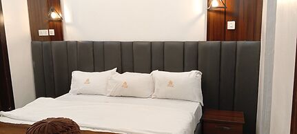 HOTEL D RITZ