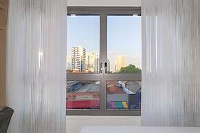 Prime Smart Santa Cruz