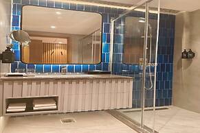 Ramada Encore By Wyndham Rajbagh Srinagar