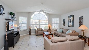 Villas at Island Club Community, Pools, Jacuzzi and More!