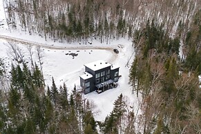 Chalet Joyland by Tremblant Platinum