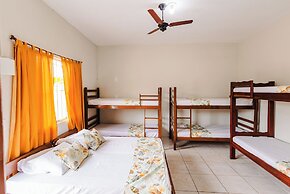 Taya Hospedagens