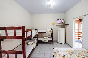 Taya Hospedagens