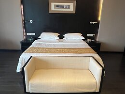 Guangdong Nanmei Osotto Hotel