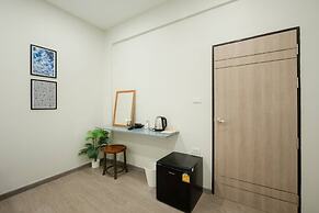 Hidden Dragon Yaowarat