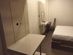 The Clock Tower Rooms & Cafe