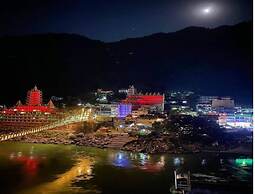 The Clock Tower Rooms & Cafe