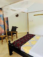 Rafiki Safari Lodge Bwindi
