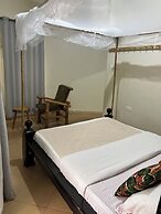 Rafiki Safari Lodge Bwindi