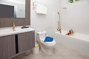 Best Time Pool Suites