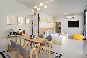 Best Time Pool Suites