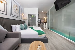 Best Time Pool Suites