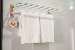 Best Time Pool Suites